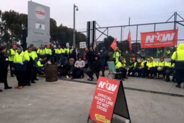 Australia : Coles wins injunction against workers picketing outside distribution centre in Melbourne