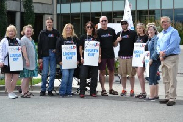 Canada : Nurses' Union employee lockout turns into strike