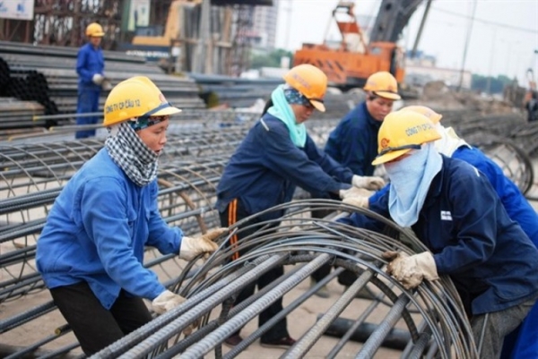 Vietnam : Ministry moots insurance cuts to help businesses Read more at http://vietnamnews.vn/society/345414/ministry-moots-insurance-cuts-to-help-businesses.html#OW7IQKGyMPT45a3l.99